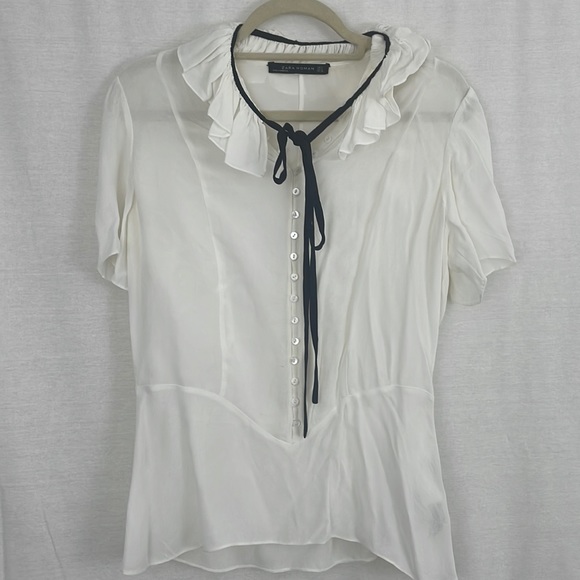 Never worn Zara Bow Top - Picture 1 of 2